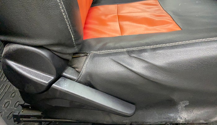 2011 Toyota Etios VX, Petrol, Manual, 88,332 km, Driver Side Adjustment Panel