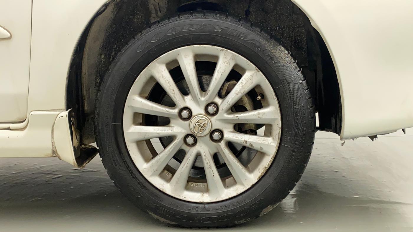 2011 Toyota Etios VX, Petrol, Manual, 88,332 km, Right Front Wheel