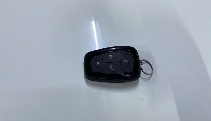 2023 Tata NEXON Creative Plus 1.2 Revotron 6AMT Dark Edition, Petrol, Manual, 34,726 km, Key Close Up