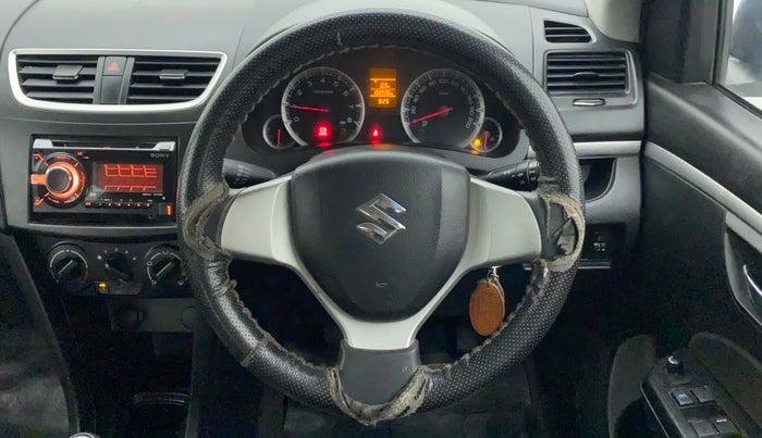 2013 Maruti Swift VXI, Petrol, Manual, 1,09,025 km, Steering Wheel Close Up