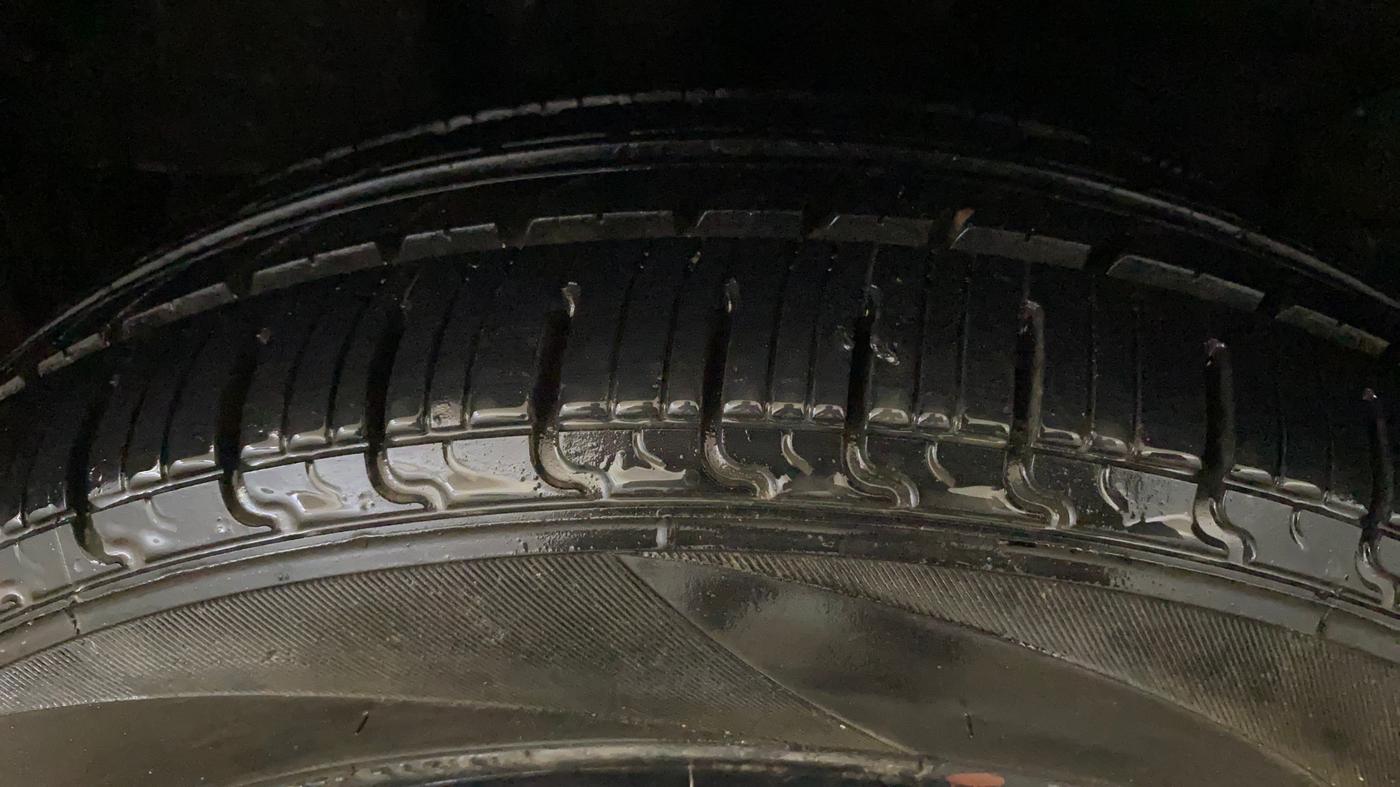 2019 Tata Tiago XT PETROL, Petrol, Manual, 50 km, Right Rear Tyre Tread