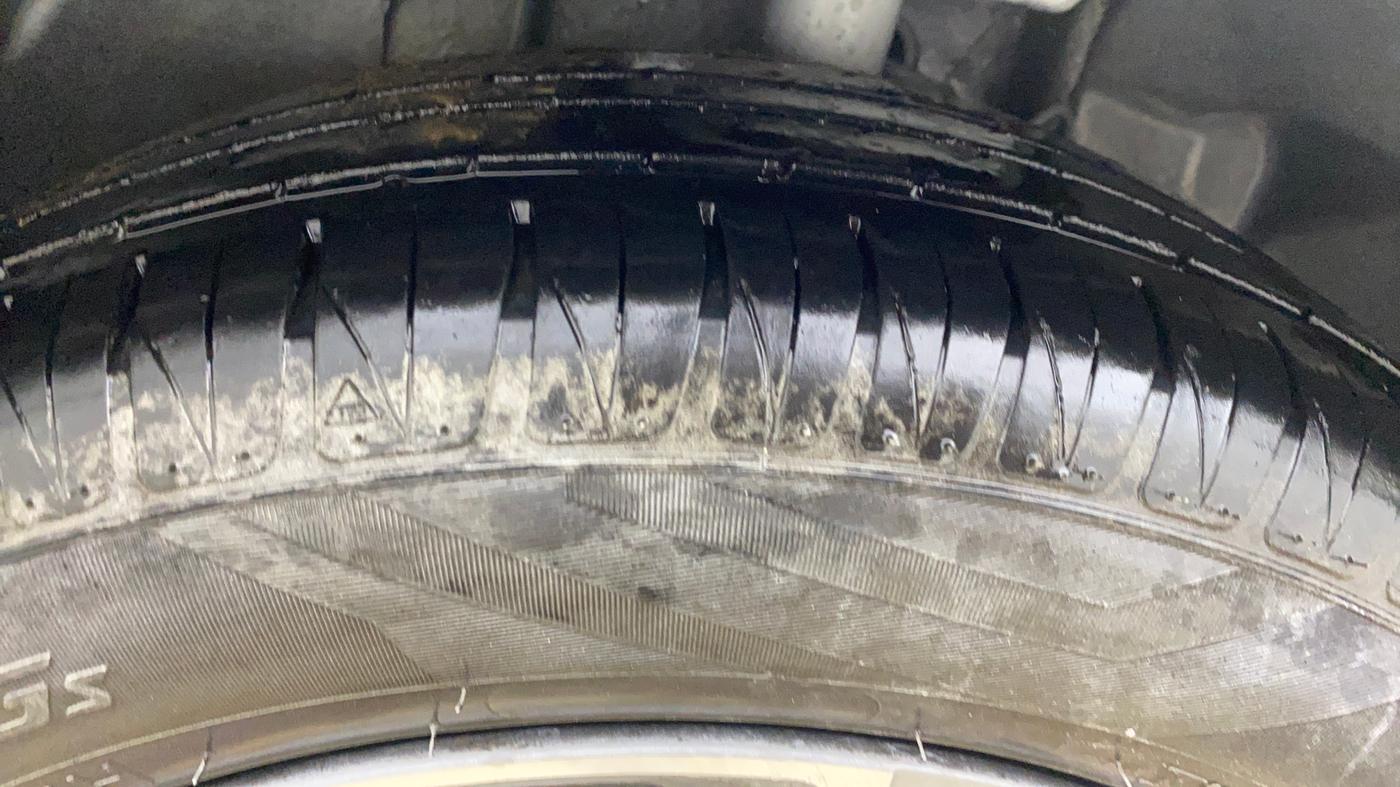 2023 Tata TIGOR XZ PLUS PETROL, Petrol, Manual, 41,921 km, Right Front Tyre Tread