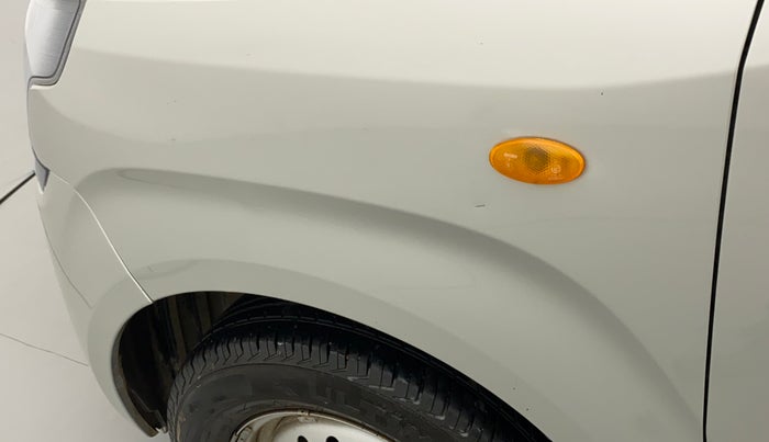 2020 Maruti New Wagon-R LXI CNG (O) 1.0, CNG, Manual, 90,934 km, Left fender - Slightly dented