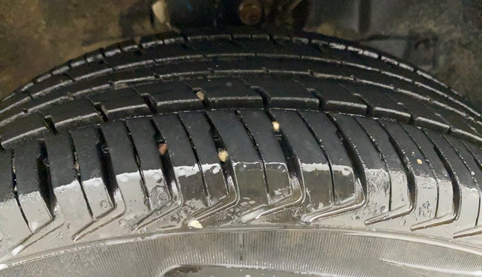 2020 Maruti New Wagon-R LXI CNG (O) 1.0, CNG, Manual, 90,934 km, Right Front Tyre Tread