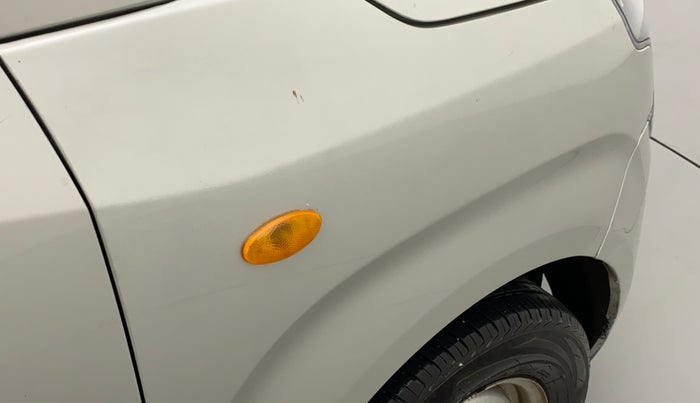 2020 Maruti New Wagon-R LXI CNG (O) 1.0, CNG, Manual, 90,934 km, Right fender - Slightly dented