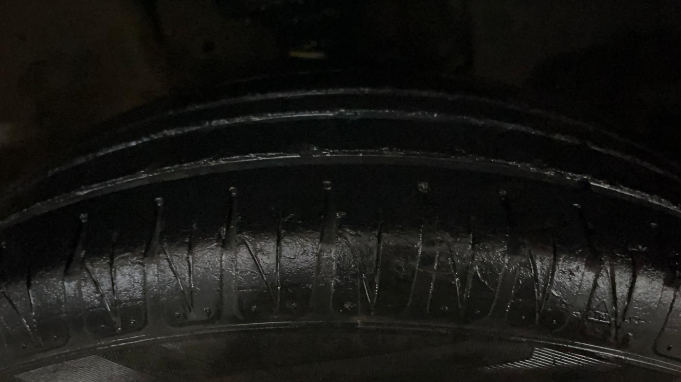 2018 Maruti IGNIS DELTA 1.2, Petrol, Manual, 50,966 km, Right Front Tyre Tread