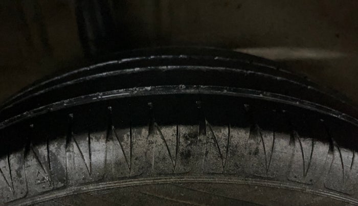2018 Maruti IGNIS DELTA 1.2, Petrol, Manual, 50,586 km, Right Rear Tyre Tread