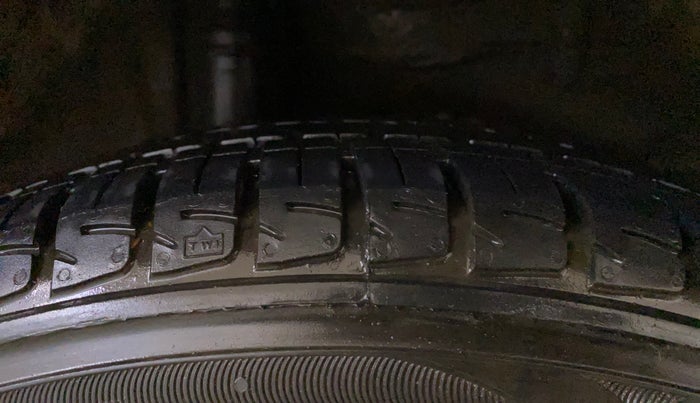 2015 Honda City 1.5L I-VTEC SV CVT, Petrol, Automatic, 37,756 km, Right Rear Tyre Tread