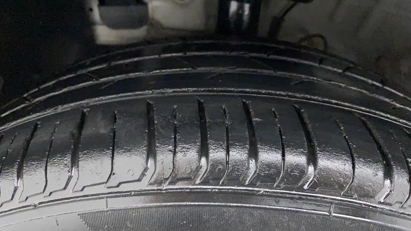 2021 Hyundai VENUE SX 1.0 TURBO, Petrol, Manual, 34,538 km, Left Front Tyre Tread