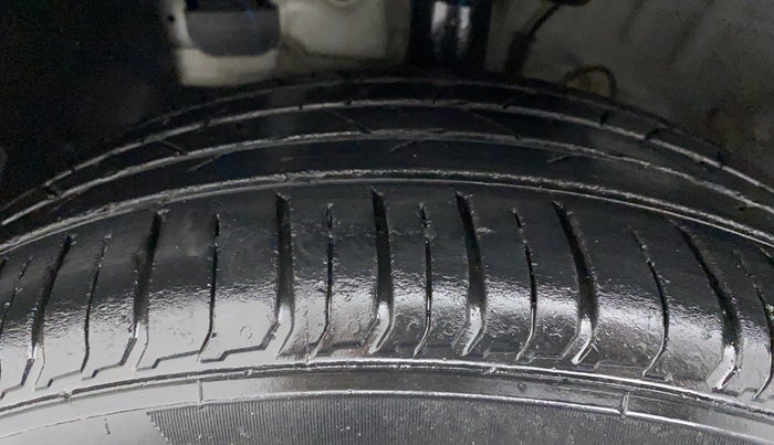 2021 Hyundai VENUE SX 1.0 TURBO, Petrol, Manual, 34,538 km, Left Front Tyre Tread