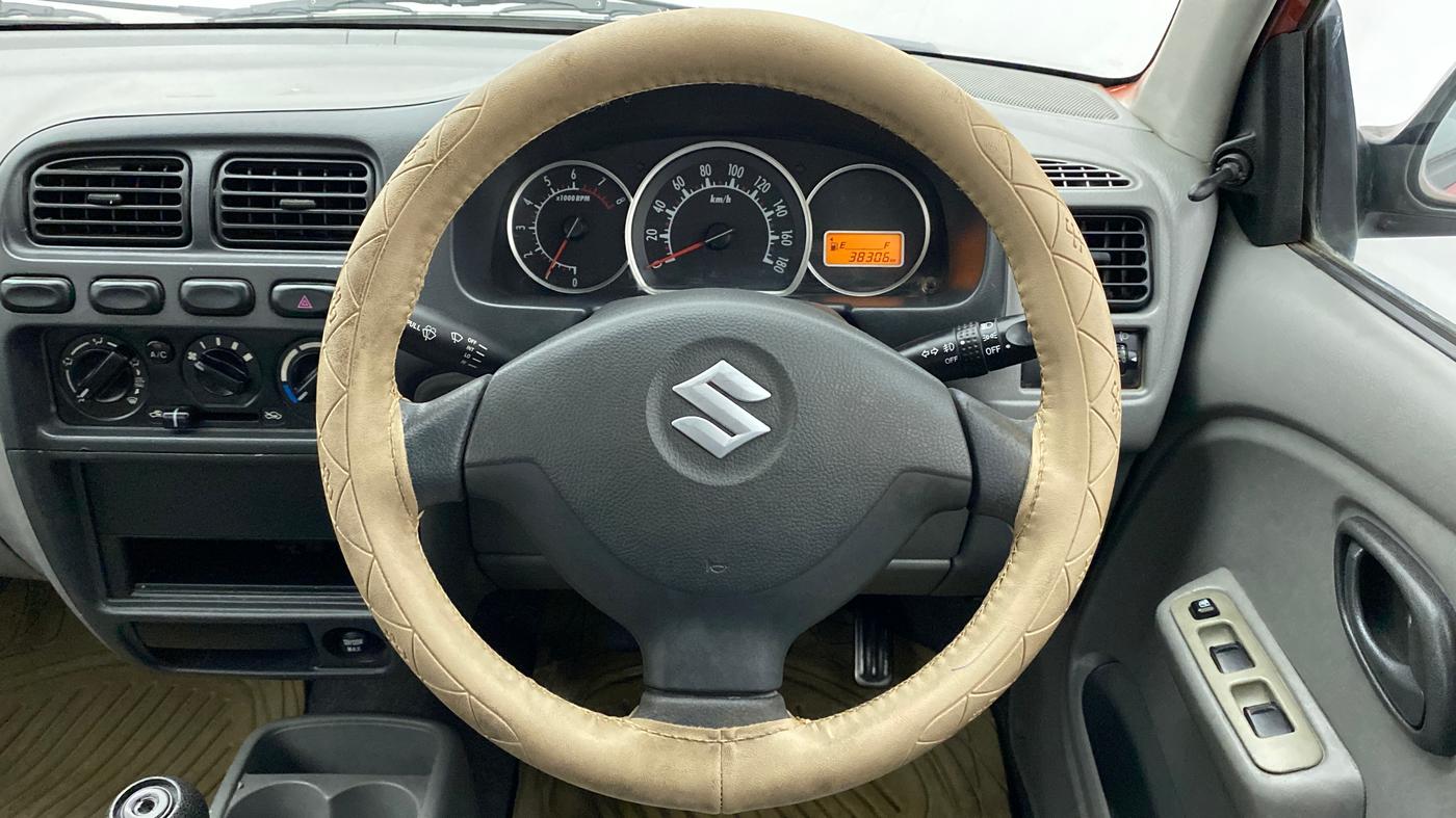2014 Maruti Alto K10 VXI P, Petrol, Manual, 38,413 km, Steering Wheel Close Up