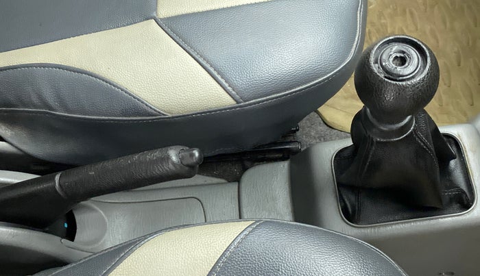 2014 Maruti Alto K10 VXI P, Petrol, Manual, 38,413 km, Gear Lever