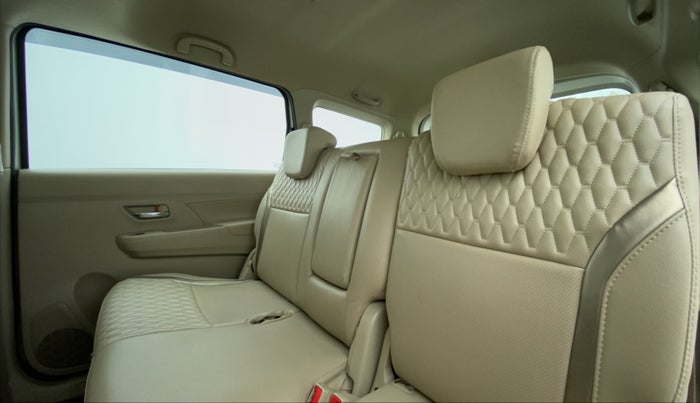 2022 Maruti Ertiga VXI CNG, CNG, Manual, 6,468 km, Right Side Rear Door Cabin