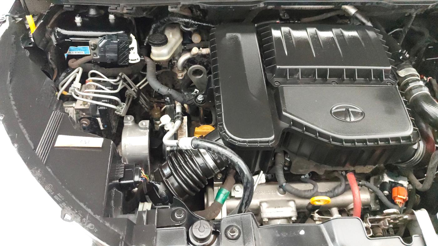 2021 Tata NEXON XZ PLUS DIESEL DARK EDITION, Diesel, Manual, 62,522 km, Engine View - Right