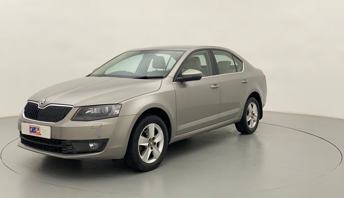 2016 Skoda Octavia AMBITION 2.0 TDI CR, Diesel, Manual, 65,240 km, Left Front Diagonal