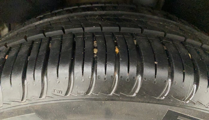 2016 Skoda Octavia AMBITION 2.0 TDI CR, Diesel, Manual, 65,240 km, Left Rear Tyre Tread