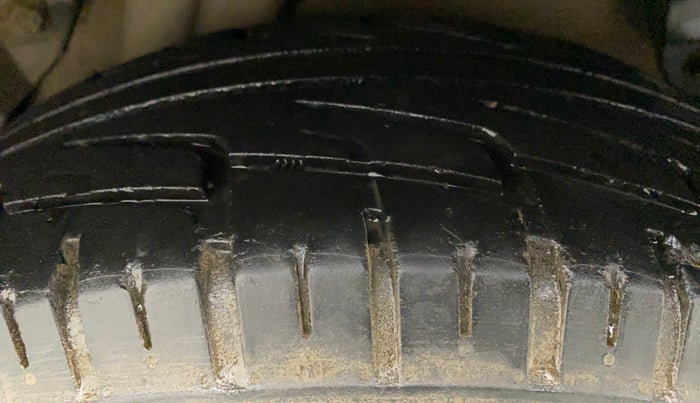 2016 Hyundai New Elantra 2.0 SX AT PETROL, Petrol, Automatic, 88,411 km, Left Rear Tyre Tread