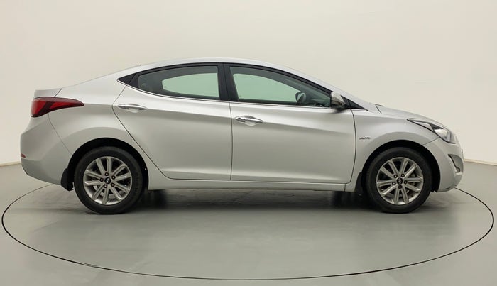 2016 Hyundai New Elantra 2.0 SX AT PETROL, Petrol, Automatic, 88,411 km, Right Side View