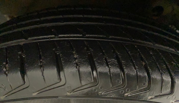 2021 Maruti New Wagon-R LXI CNG 1.0, CNG, Manual, 13,032 km, Left Rear Tyre Tread