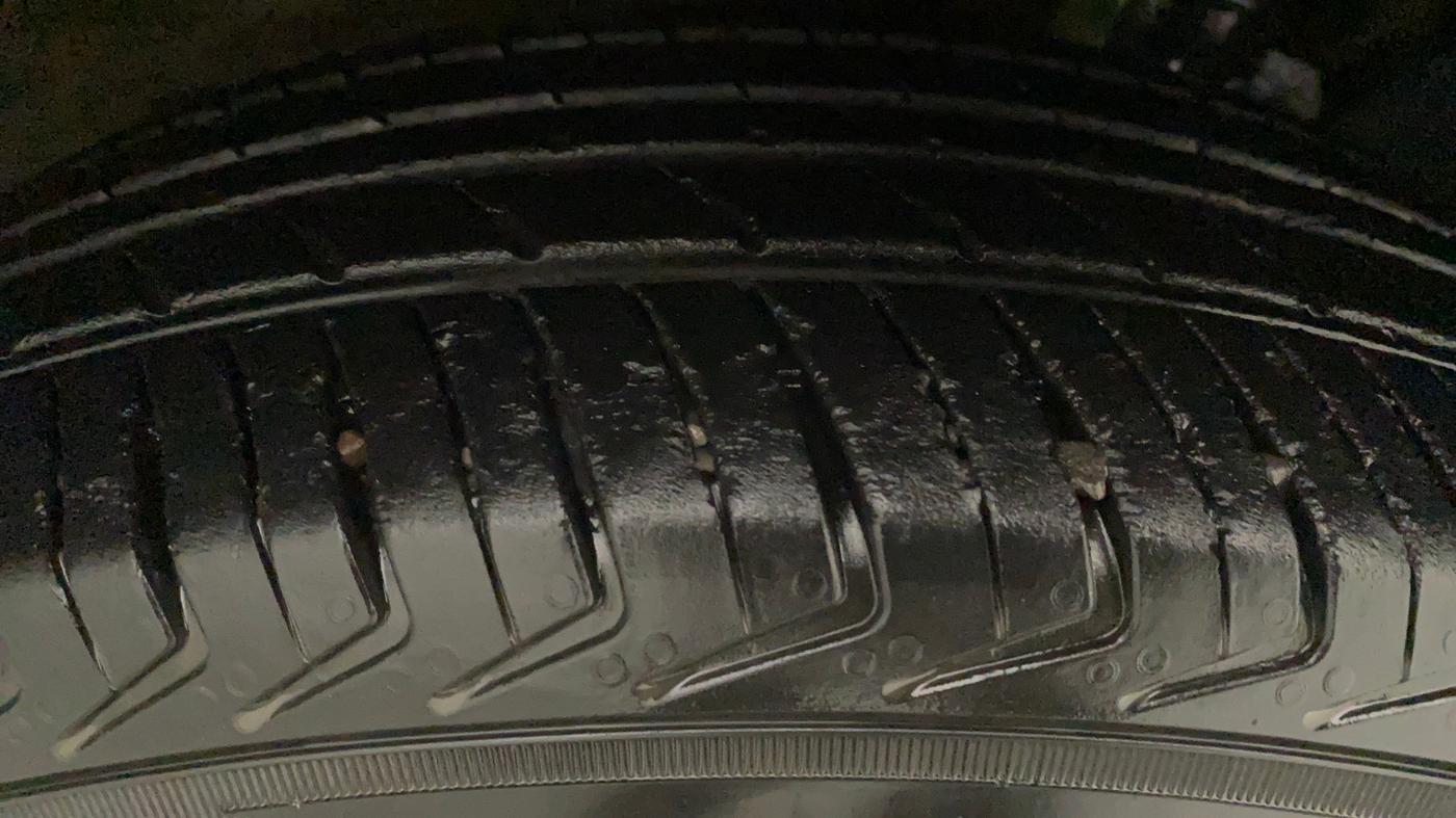 2021 Maruti New Wagon-R LXI CNG 1.0, CNG, Manual, 13,032 km, Right Rear Tyre Tread