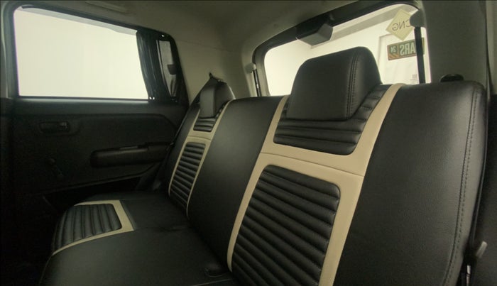 2021 Maruti New Wagon-R LXI CNG 1.0, CNG, Manual, 13,032 km, Right Side Rear Door Cabin