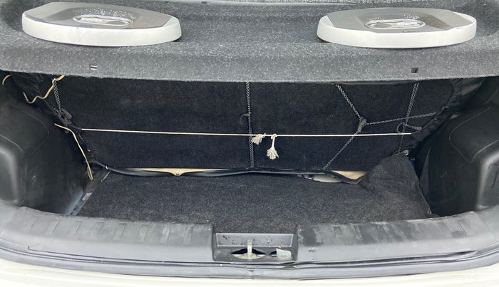 2013 Maruti Swift VDI, Diesel, Manual, 68,445 km, Boot Inside