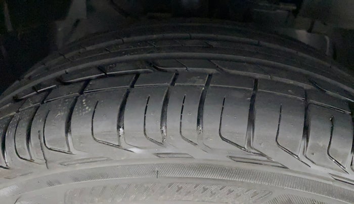 2023 Tata NEXON XE PETROL, Petrol, Manual, 390 km, Right Front Tyre Tread