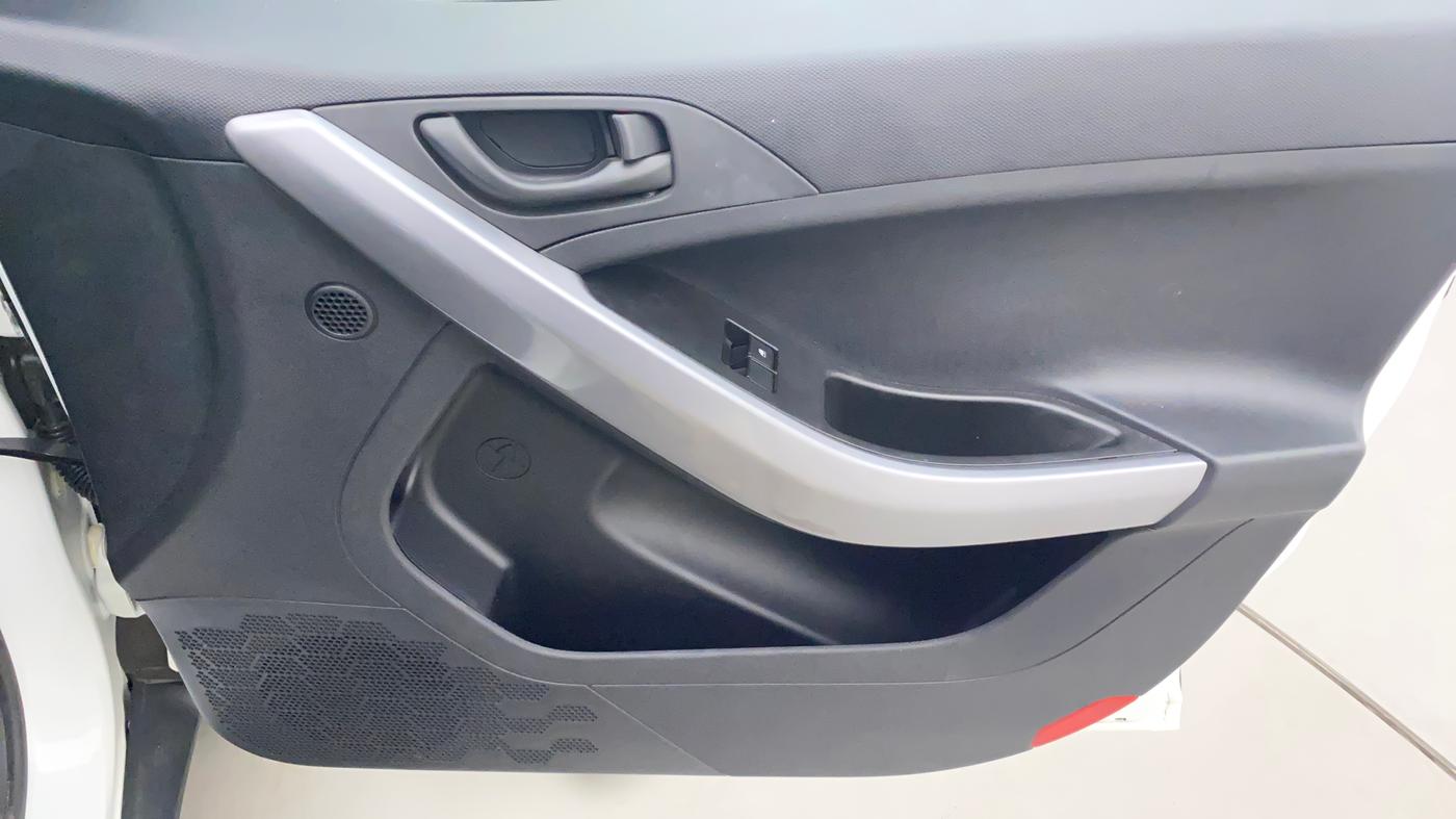 2023 Tata NEXON XE PETROL, Petrol, Manual, 390 km, Driver Side Door Panels Control