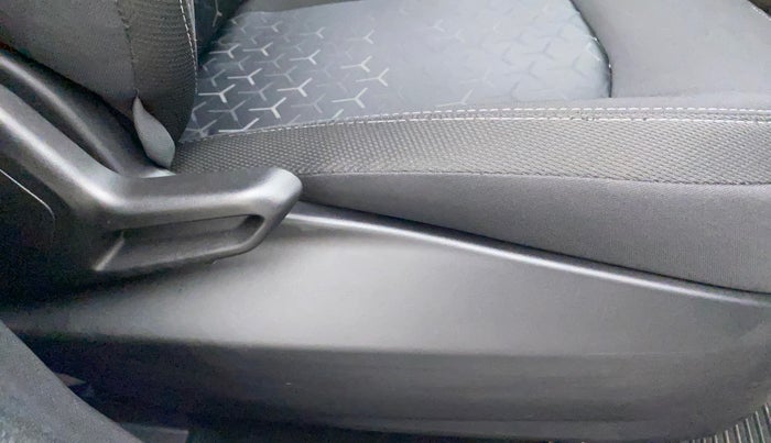 2023 Tata NEXON XE PETROL, Petrol, Manual, 390 km, Driver Side Adjustment Panel
