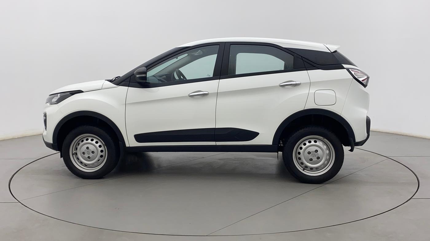 2023 Tata NEXON XE PETROL, Petrol, Manual, 390 km, Left Side