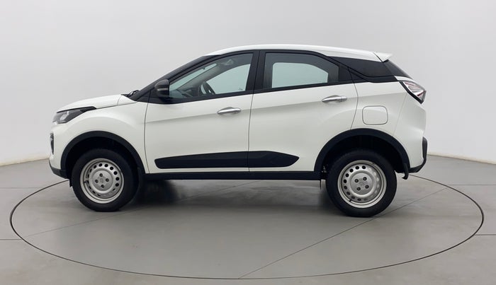 2023 Tata NEXON XE PETROL, Petrol, Manual, 390 km, Left Side