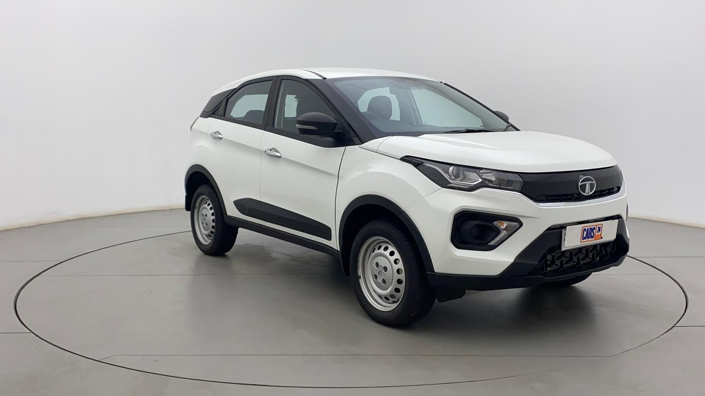 2023 Tata NEXON XE PETROL, Petrol, Manual, 390 km, SRP