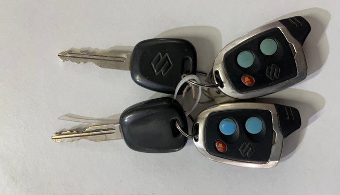 2016 Maruti Baleno SIGMA PETROL 1.2, Petrol, Manual, 47,801 km, Key Close Up