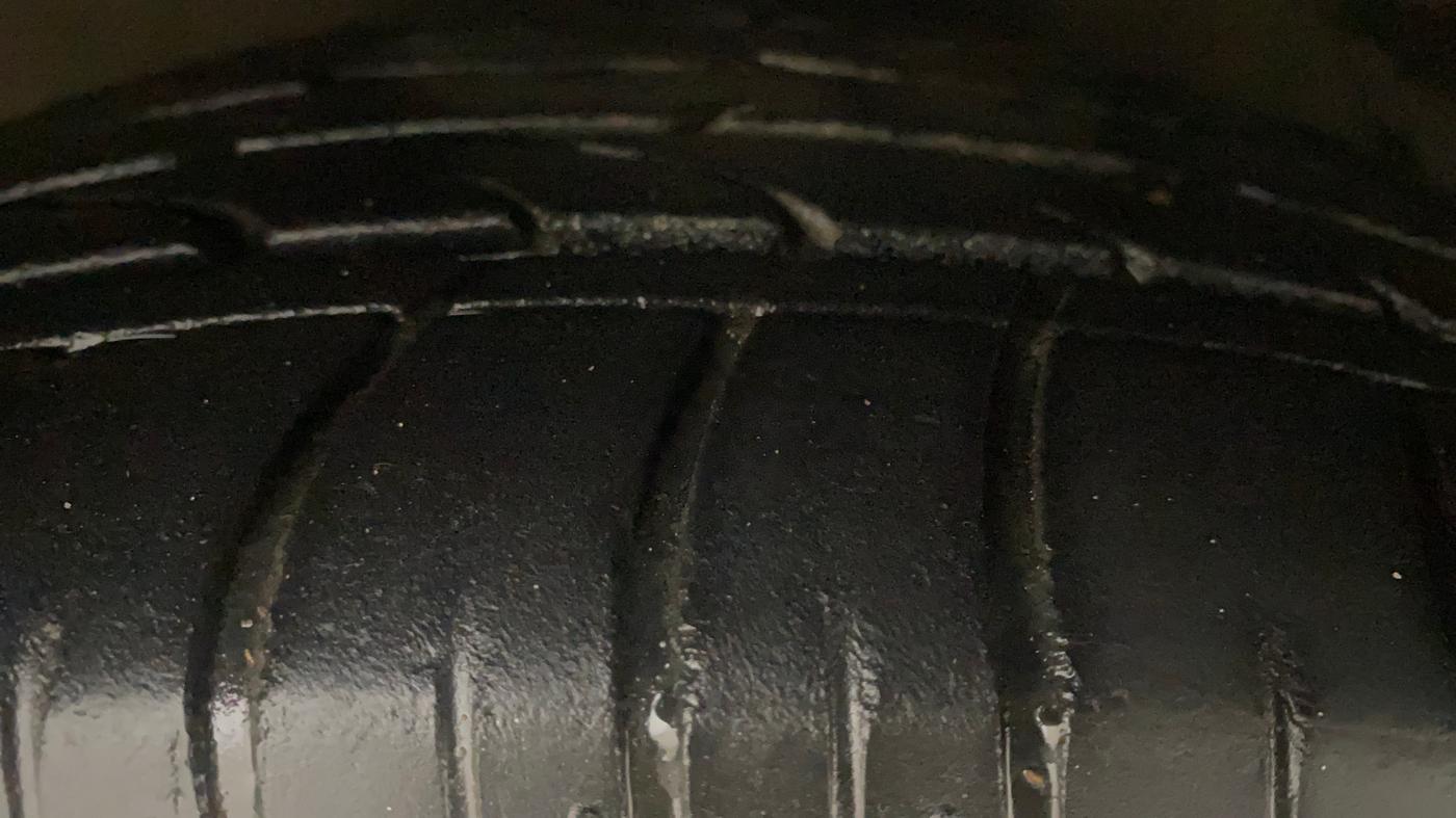 2013 Hyundai Sonata 2.4 GDI AT, Petrol, Automatic, 64,863 km, Right Front Tyre Tread