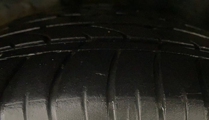 2013 Hyundai Sonata 2.4 GDI AT, Petrol, Automatic, 64,799 km, Left Rear Tyre Tread