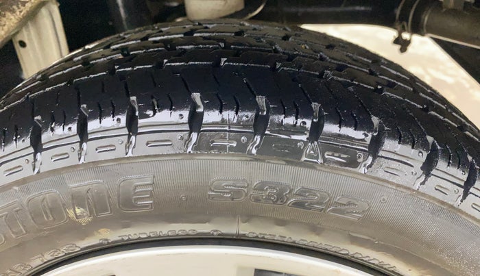 2017 Maruti Alto K10 VXI, Petrol, Manual, 34,734 km, Left Rear Tyre Tread