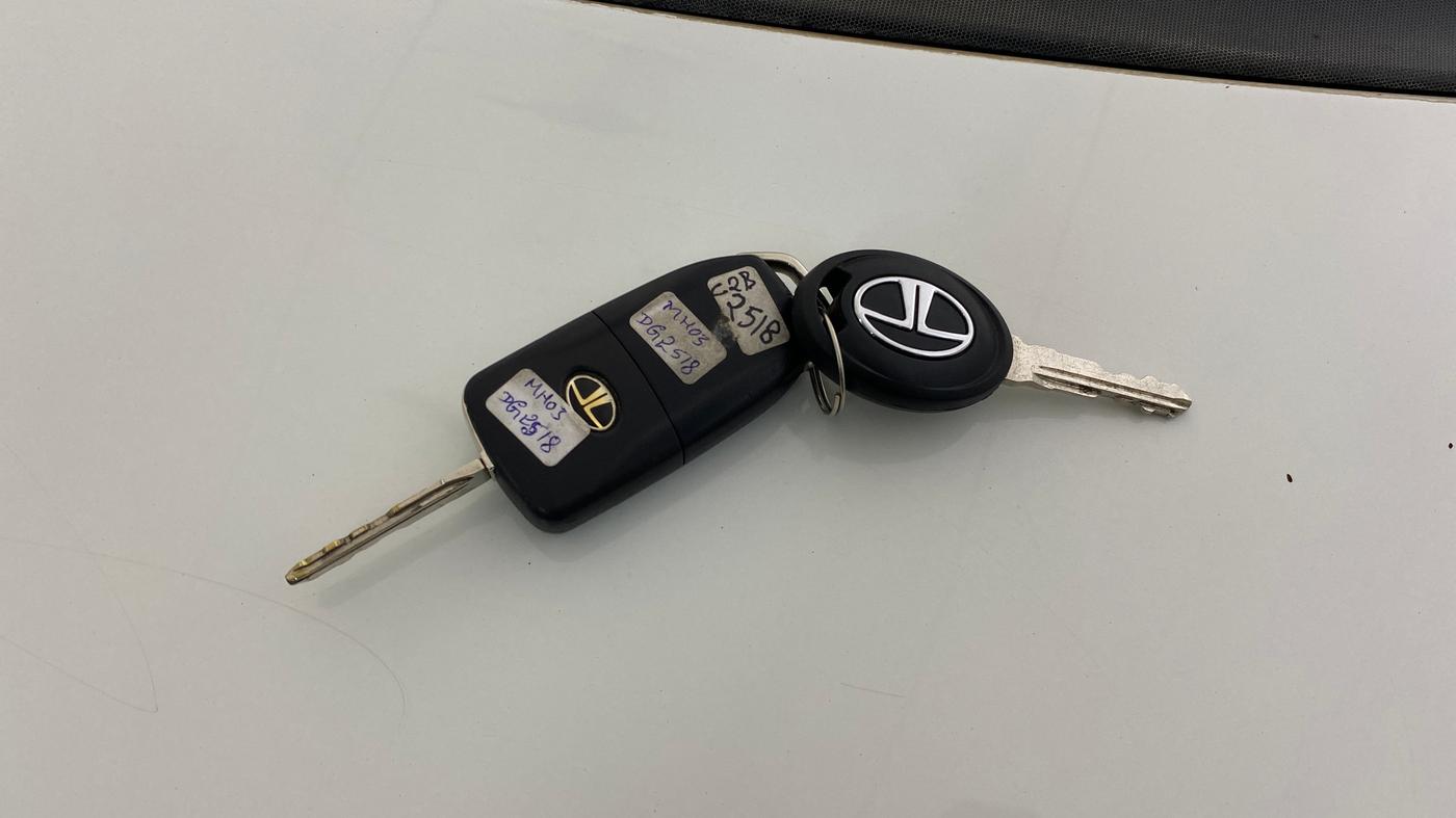 2019 Tata TIAGO JTP 1.2 PETROL, Petrol, Manual, 24,056 km, Key Close Up