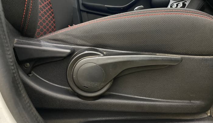 2019 Tata TIAGO JTP 1.2 PETROL, Petrol, Manual, 24,056 km, Driver Side Adjustment Panel