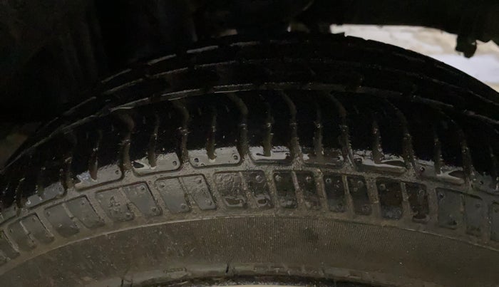 2018 Maruti Alto K10 VXI, Petrol, Manual, 25,715 km, Left Rear Tyre Tread