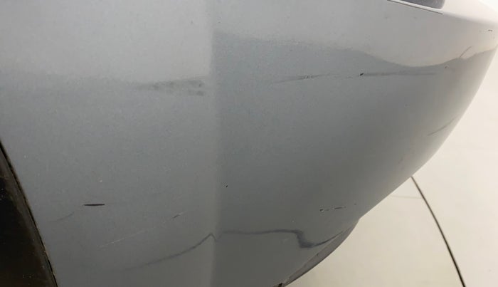2014 Mahindra XUV500 W6, Diesel, Manual, 1,34,062 km, Front bumper - Minor scratches