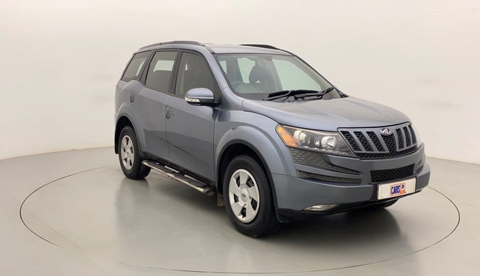 2014 Mahindra XUV500 W6, Diesel, Manual, 1,34,062 km, Right Front Diagonal