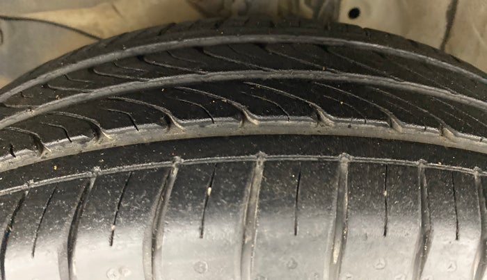 2012 Honda City V MT PETROL, Petrol, Manual, 60,020 km, Left Front Tyre Tread