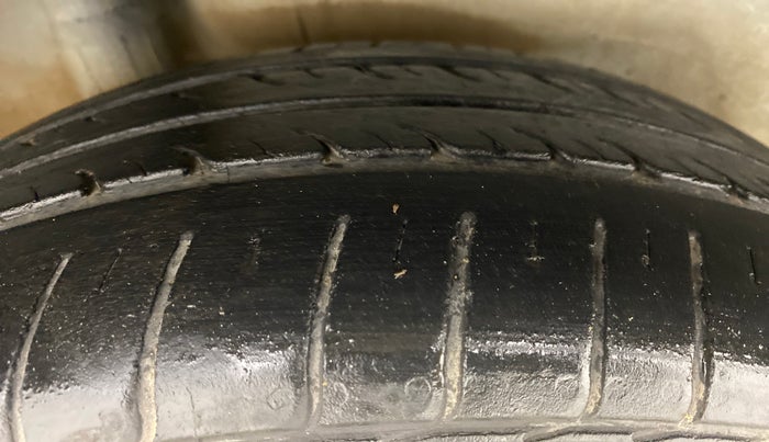 2012 Honda City V MT PETROL, Petrol, Manual, 60,020 km, Right Rear Tyre Tread