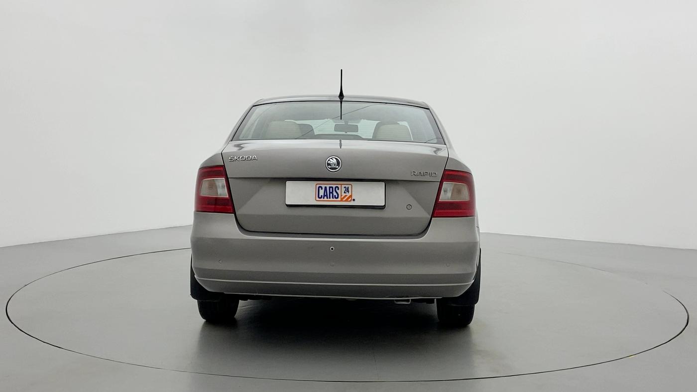 2015 Skoda Rapid 1.5 TDI MT ELEGANCE BLACK PACKAGE, Diesel, Manual, 64,793 km, Back/Rear