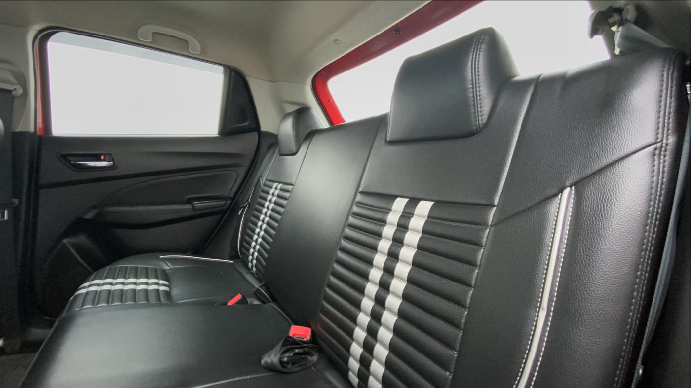 2019 Maruti Swift VXI D, Petrol, Manual, 56,150 km, Right Side Rear Door Cabin