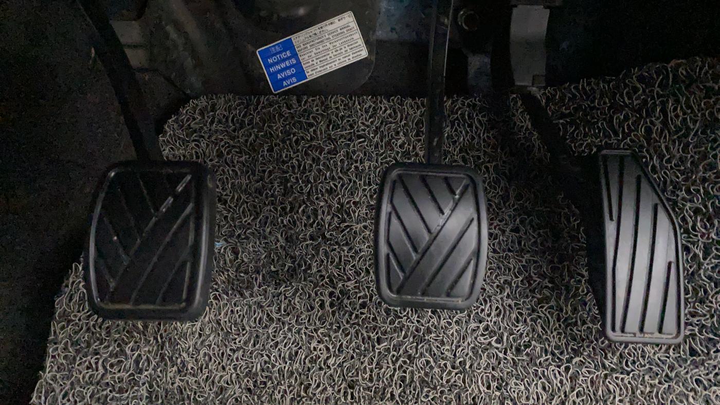 2019 Maruti Swift VXI D, Petrol, Manual, 56,150 km, Pedals
