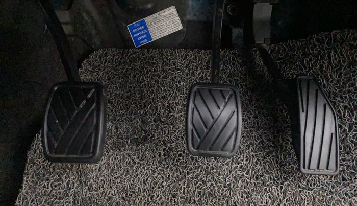 2019 Maruti Swift VXI D, Petrol, Manual, 56,150 km, Pedals