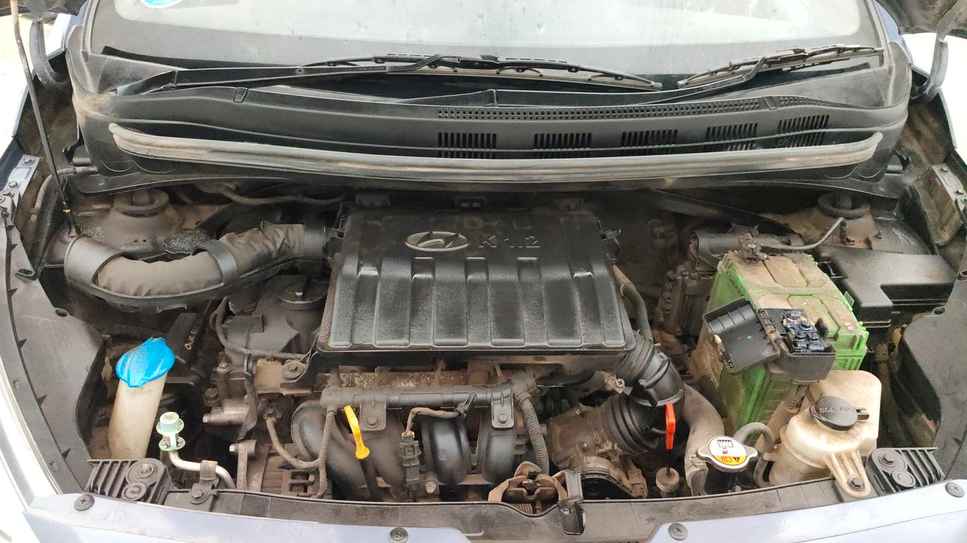 2015 Hyundai Grand i10 ASTA AT 1.2 KAPPA VTVT, Petrol, Automatic, 48,855 km, Engine View