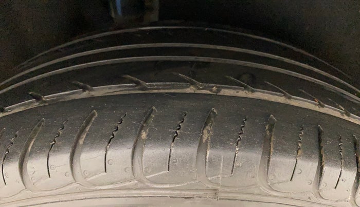 2019 Ford Ecosport TITANIUM 1.5L DIESEL, Diesel, Manual, 73,922 km, Right Rear Tyre Tread