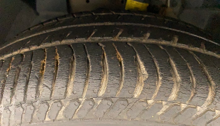 2019 Ford Ecosport TITANIUM 1.5L DIESEL, Diesel, Manual, 73,922 km, Left Front Tyre Tread